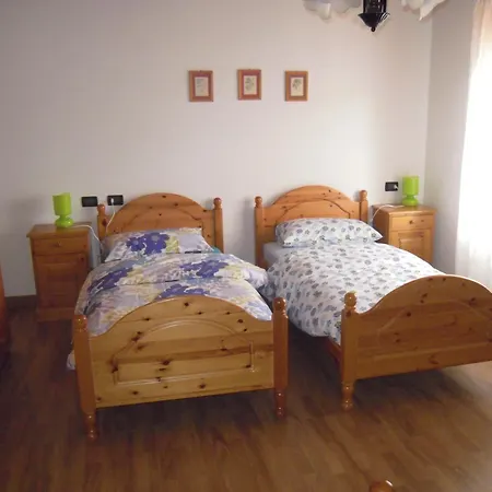 Nocleg ze śniadaniem Emma Torreano